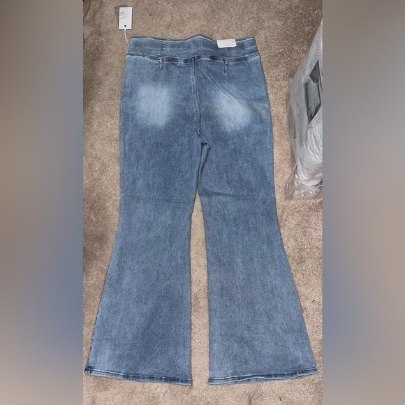 Risen Pull On High Rise Jeans - Picture 2 of 2